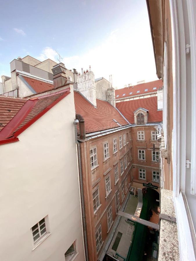 High In Vienna At Stephansplatz Εξωτερικό φωτογραφία